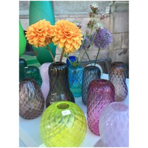 Konglevase, aubergine