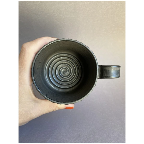Rillet kaffekopp, sort - Bilde 3