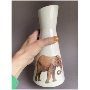 Karaffel med elefant