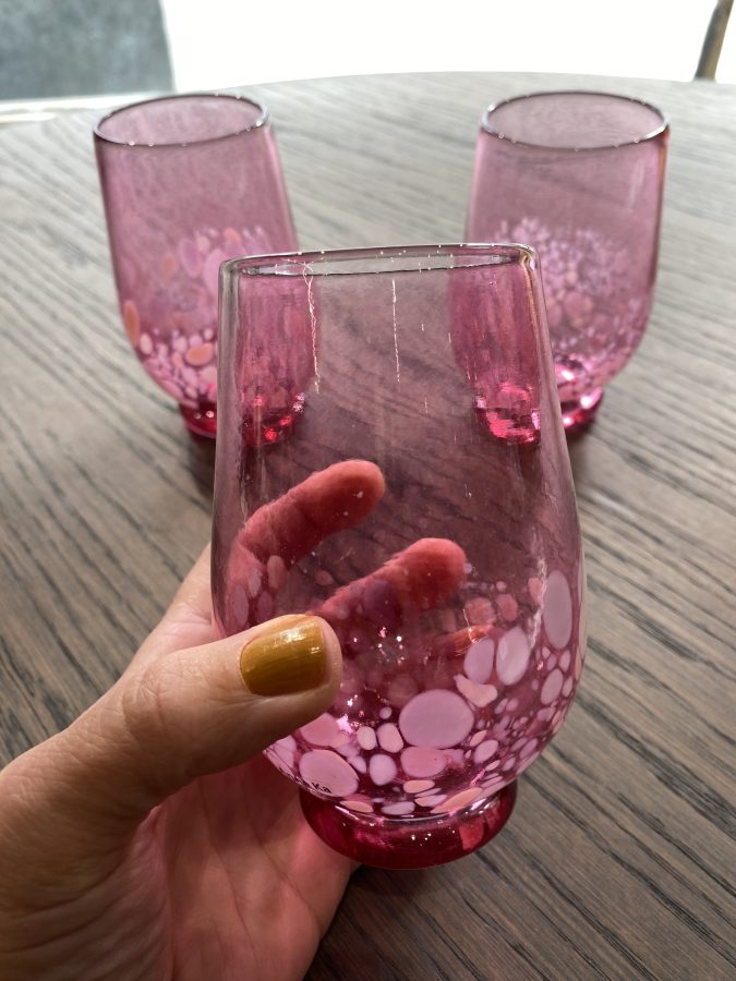 Drikkeglass med fargedryss