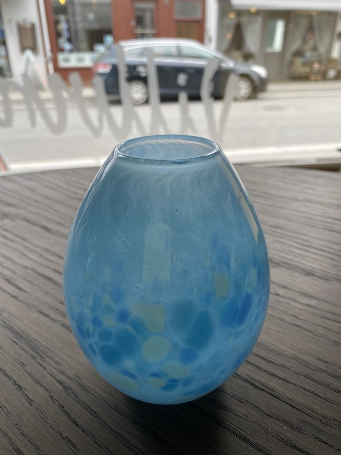 Vase med fargedryss 2