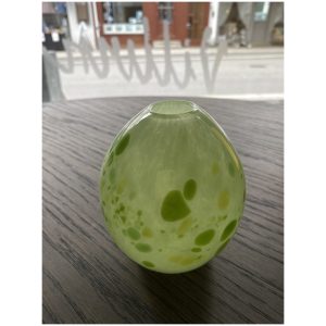 Vase med fargedryss 10