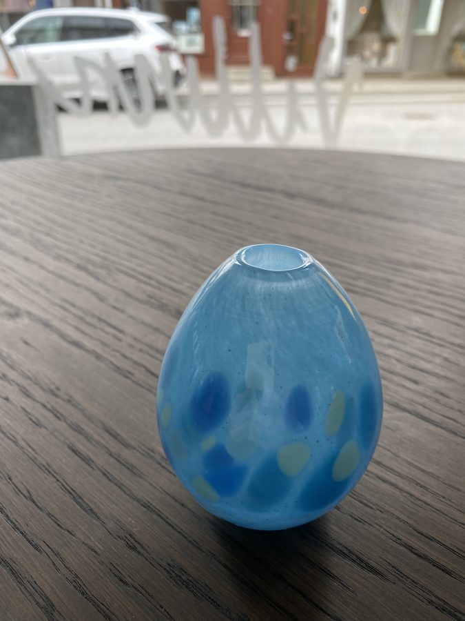 Liten vase med fargedryss 3