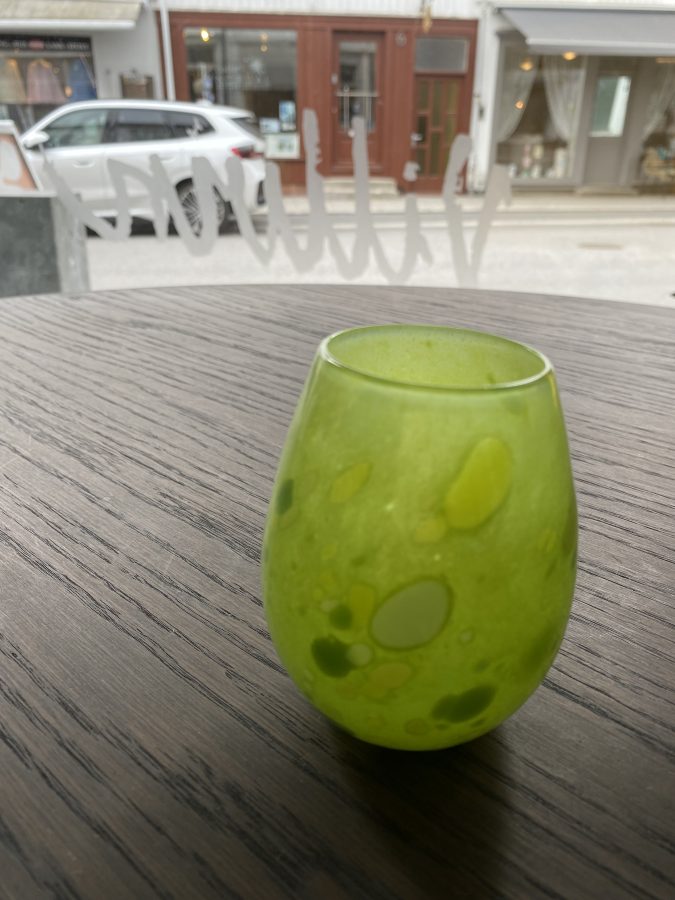 Liten vase med fargedryss 4