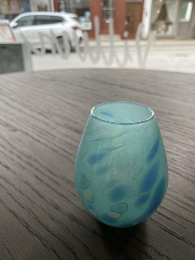 Liten vase med fargedryss 8