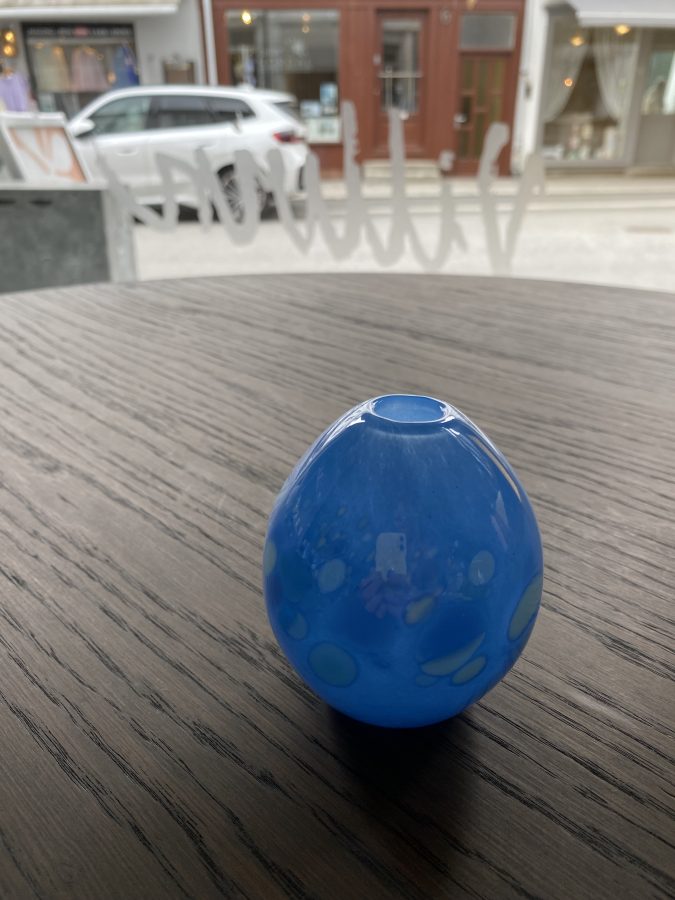 Liten vase med fargedryss 12