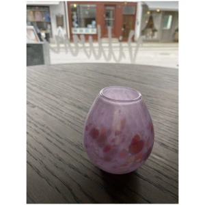 Liten vase med fargedryss 16