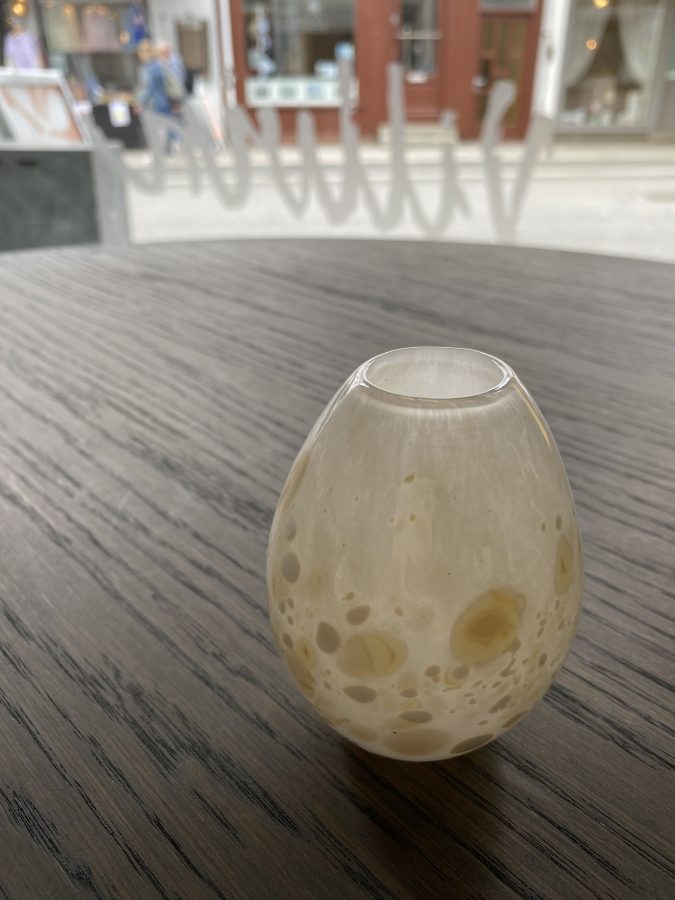 Liten vase med fargedryss 19