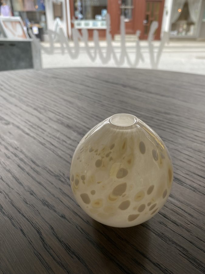 Liten vase med fargedryss 21